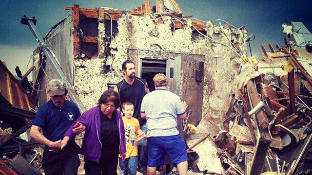 PHOTO: Fourteen employees of Tinker Federal Credit Union and eight others rode out the tornado in the credit unions bank vault in Moore, Okla. on May 20, 2013.