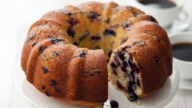 PHOTO: Recipe for buttermilk blueberry bundt cake from Michelle Obama's new book, "American Grown: The Story of the White House Kitchen Garden and Gardens Across America."