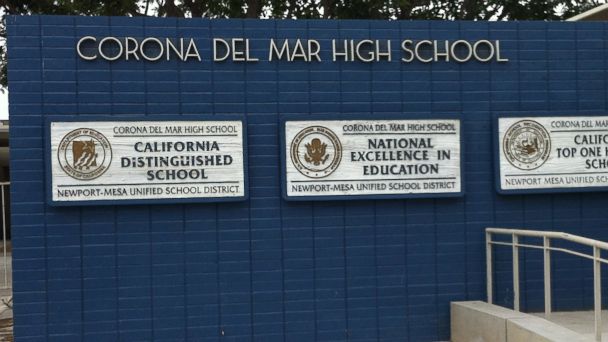 Corona del Mar HS sign