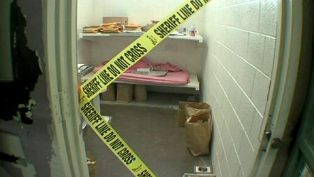 Photos: Jodi Arias Cell 