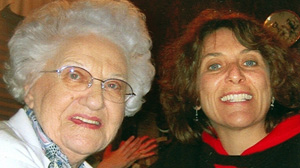 PHOTO Elaine Albus and her mother, who died of Alzheimer?s disease last year, are shown in happier times.