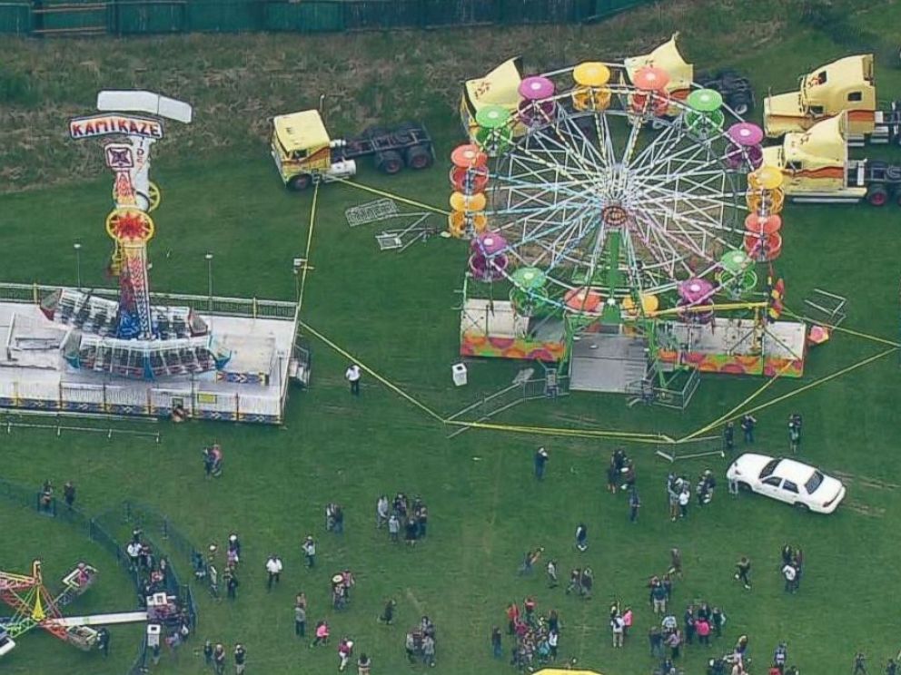 PHOTO: Three people were injured after falling from a Ferris wheel at the Rhododendron Festival in Port Townsend, Washington, on May 18, 2017.