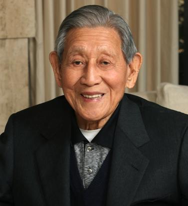 George Aratani Dies at 95