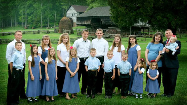 PHOTO: Gil Bates and his family are seen here in this undated file photo with his pregnant wife and 17 children.