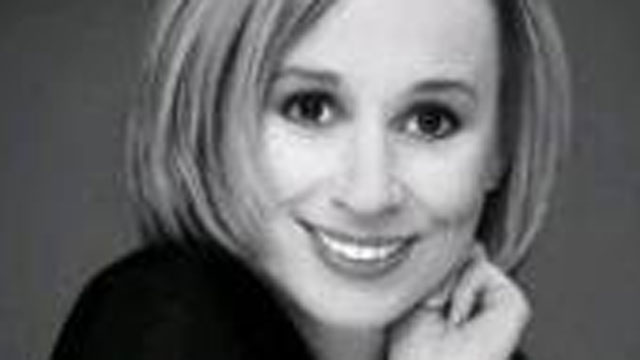 PHOTO: Operation Crystal Ball: Bestselling Author Is Victim of Florida Fortune Telling Fraud