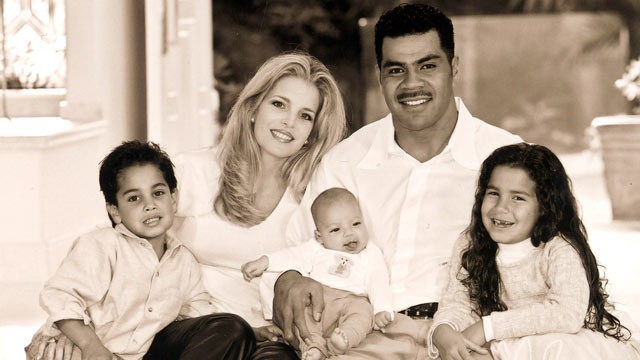 PHOTO: Junior Seau, center right, is seen with his family in this undated family photo.