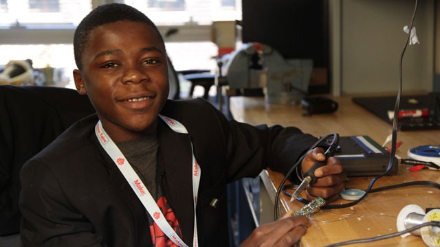 PHOTO: Kelvin Doe, 16, of Sierra Leone in West Africa, met with students and professors at MIT and Harvard for his inventions using scrap metal and other material.