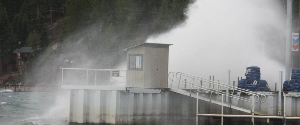 California Storm See The Most Powerful Storm Hit The West Coast In More Than 5 Years Abc News