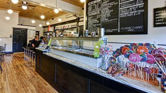 PHOTO: Lynden's Soda Fountain