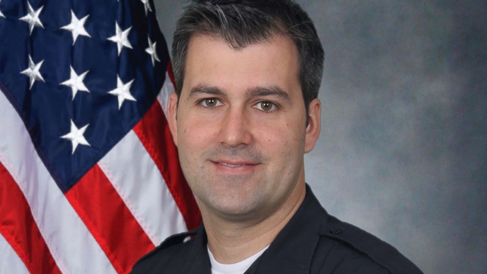 PHOTO: North Charleston Police Officer Michael Slager has been placed on administrative leave after fatally - ht_michael_slager_float_jc_150407_16x9_992