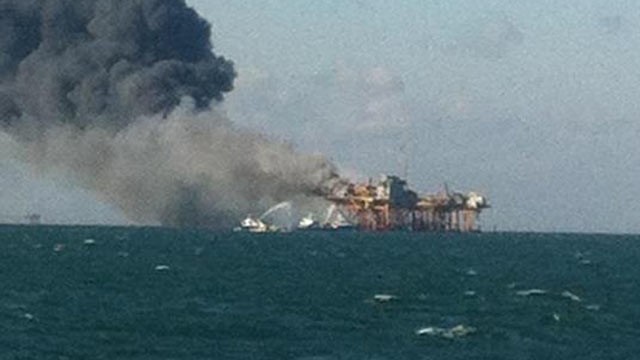 PHOTO: The US Coast Guard confirms that a rig explosion occurred in West Cote Blanche in the Gulf of Mexico, Nov. 16, 2012.