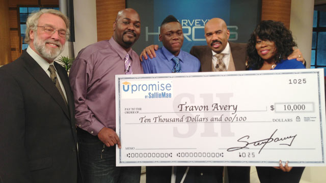PHOTO: Travon Avery, center, was awarded $10,000 on the "Steve Harvey" show as a result of saving two peoples lives in a week at his middle school.