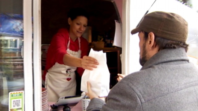 VIDEO: Oregonians have rallied around Mary Sheridans business after learning she was robbed.