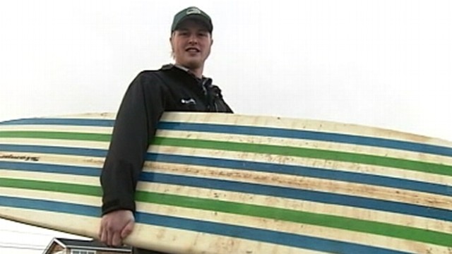 VIDEO: A shark gave Doug Niblack a ride after he was knocked off his board.