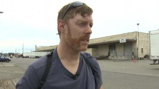 VIDEO: Cutlery worth thousands was in Seattle mans car when it was stolen.