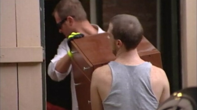 VIDEO: Andrea Villareal knocked on doors looking for stolen property and found it in her neighbors condo.