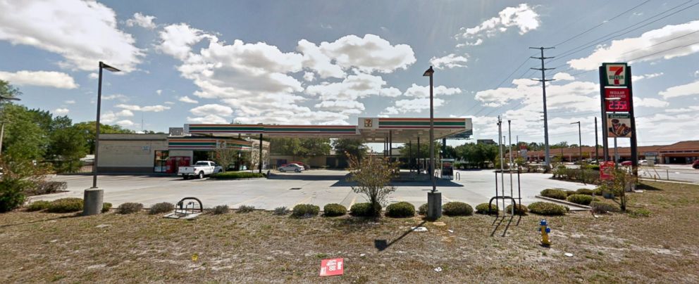 PHOTO: The winning ticket for the $450 Mega Millions jackpot was sold at a 7-Eleven in Port Richey, Florida.
