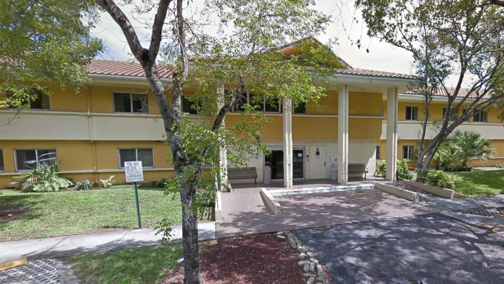 5 dead after Irma knocks out air conditioning at Florida nursing home