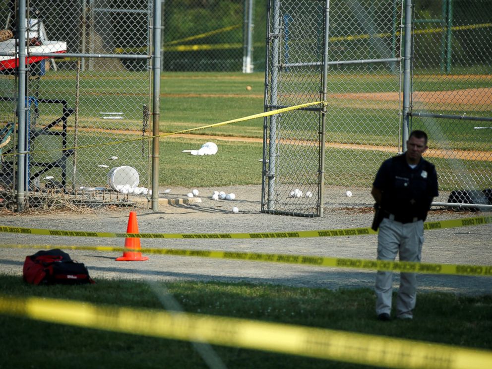 PHOTO: A police officer at the scene of a shooting where a gunman opened fire on members of Congress during a baseball practice in Alexandria, Va., near Washington, D.C., June 14, 2017. 