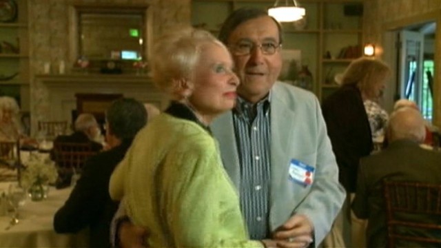 VIDEO: A Connecticut high school delayed prom in 1943 after many students enlisted in the military.