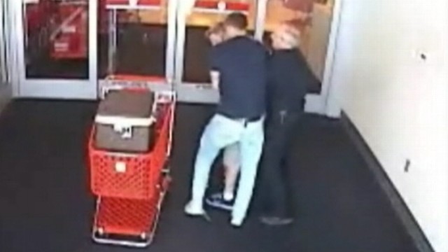 Security Guard Dies After Nabbing Shoplifter Video Abc News 4575