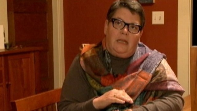 VIDEO: Priest in Maryland refuses to give gay woman sacramental bread and wine.