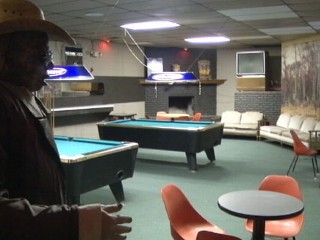Watch: Texas Bar to Offer Church Services