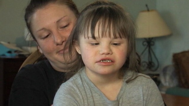 VIDEO: Nate and Shaylyn Searcy want to know why their 8-year-old daughter was disciplined with tape.