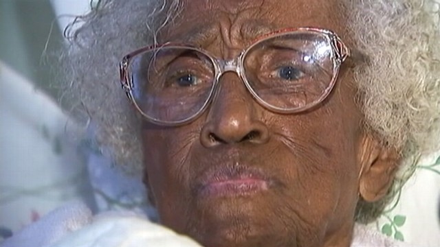VIDEO: Georgia sheriffs deputies also refused to remove woman from foreclosed home.