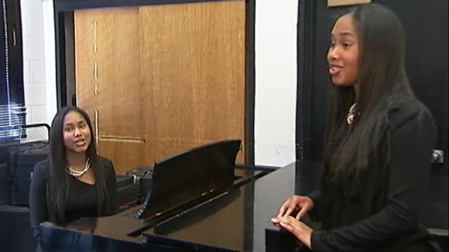 VIDEO: Kristie and Kirstie Bonner make history as Spelman Colleges first co-valedictorians.