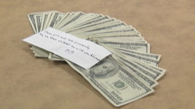 VIDEO: Anonymous person dropped note and cash in a Tennessee Salvation Army red kettle.