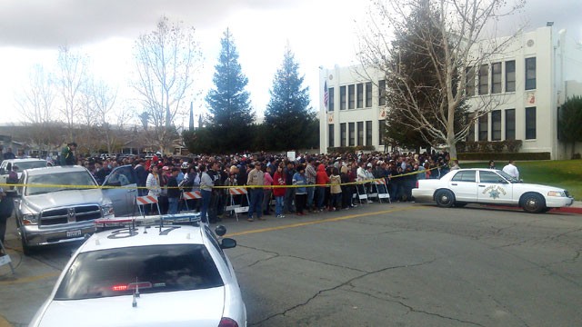 PHOTO: Concerned parents and family members wait outside San Joaquin Valley high school in Taft, Calif., Jan. 10, 2013.