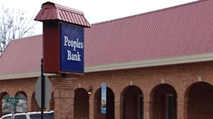 In nearly every corner of the country, theres a common denominator among a down but determined middle class -- frustration with the banks.