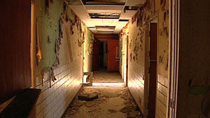 A building on the Hines VA complex just outside Chicago has been vacant for more than 15 years, but the VA cant sell it.