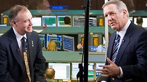 Photo: World News anchor Charles Gibson interviews NASAs Jeff Hanley