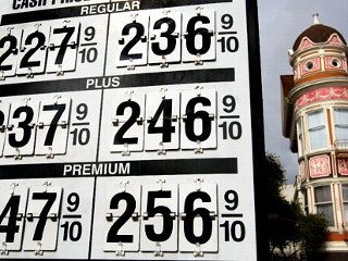 PHOTO Gas prices continue to rise