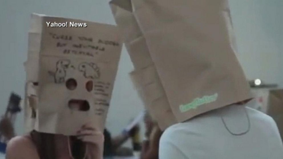 Paper bag speed dating