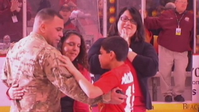 Soldier Surprises Family at Hockey Game
