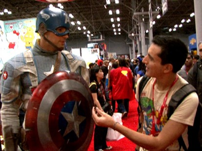 NY Comic Con 2013: Super Fans and Superheroes