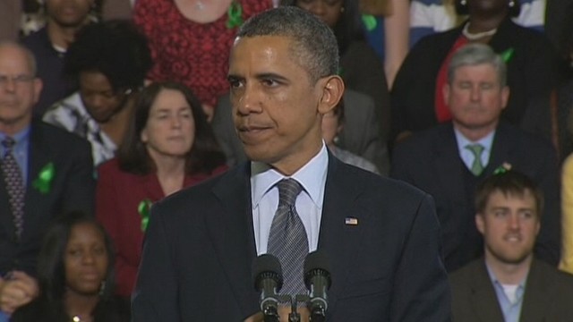 Obama, With Newtown Families, Demands Gun Control Vote