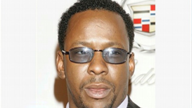 Bobby Brown Checks into Rehab