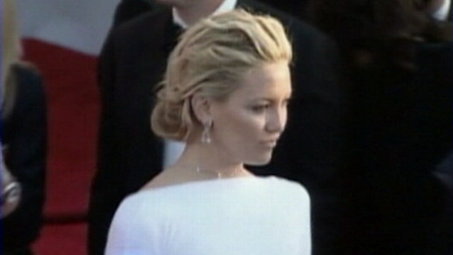 VIDEO: Bill Hudson doesnt paint flattering picture of his daughter Kate Hudson in book.