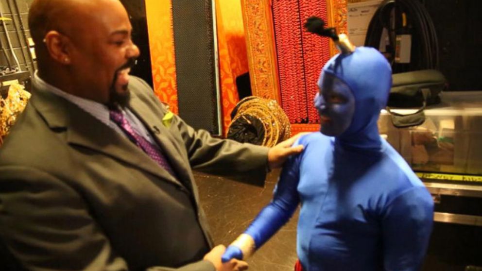 VIDEO: Granting Wishes: Aladdin Star Brings Magic to Kids