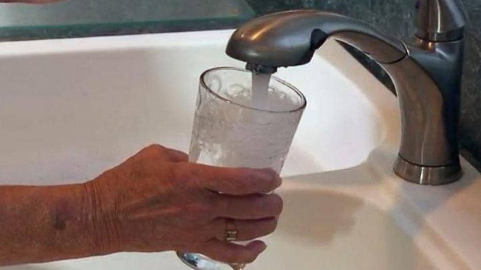 VIDEO: Toledo, Ohio Officials Lift the Ban on Drinking Water