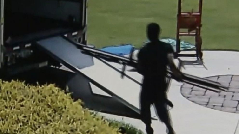 Hiring Movers family robbed after hiring movers from craigslist video - abc news Hiring Movers family robbed after hiring movers from craigslist video - abc news