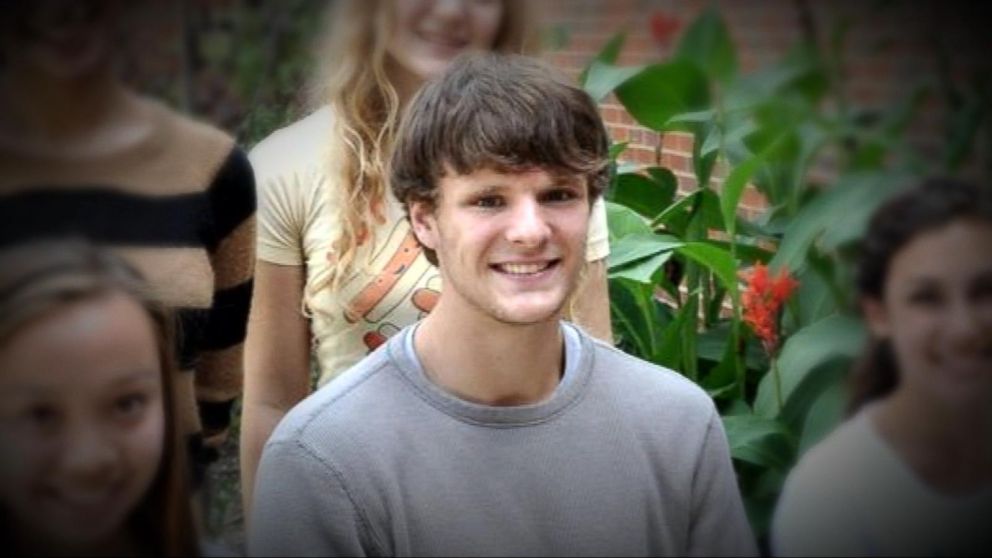 WATCH: Thousands turn out for Otto Warmbier's memorial service WATCH: Thousands turn out for Otto Warmbier's memorial service