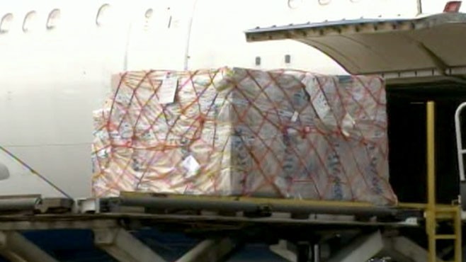 VIDEO: Dr. Richard Besser takes you behind the scenes at JFK International Airport.