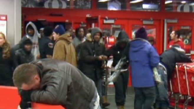 VIDEO: Shoppers trampled in Buffalo, N.Y. as bargain hunters storm through store door.