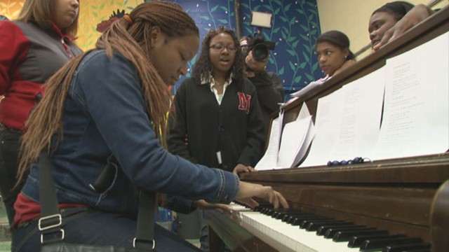 VIDEO: Strawberry Mansions Choir