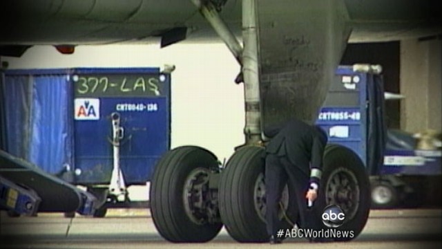 VIDEO: Maintenance issues plague American Americans during union dispute.